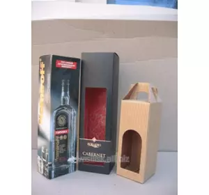 Подарункова картонна упаковка для вина Подарункова картонна упаковка для вина